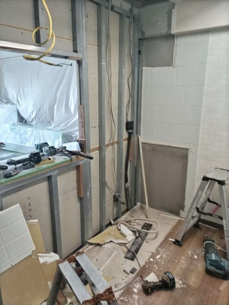 ｷｯﾁﾝ解体。
