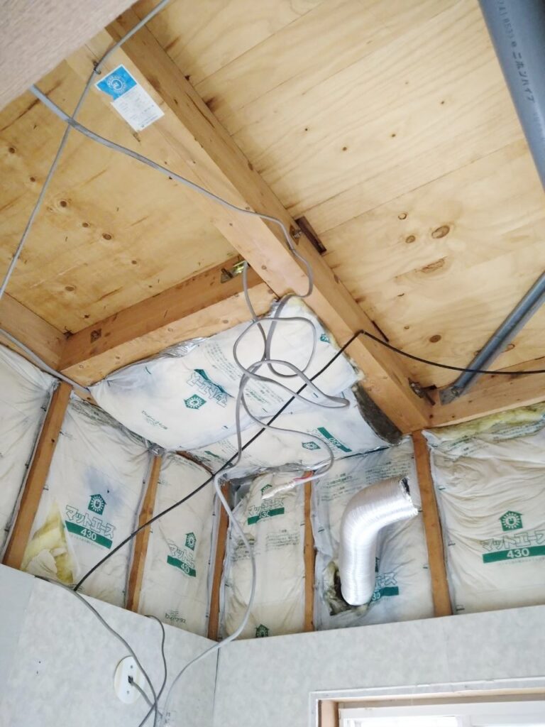 ﾕﾆｯﾄﾊﾞｽ解体完了(天井)