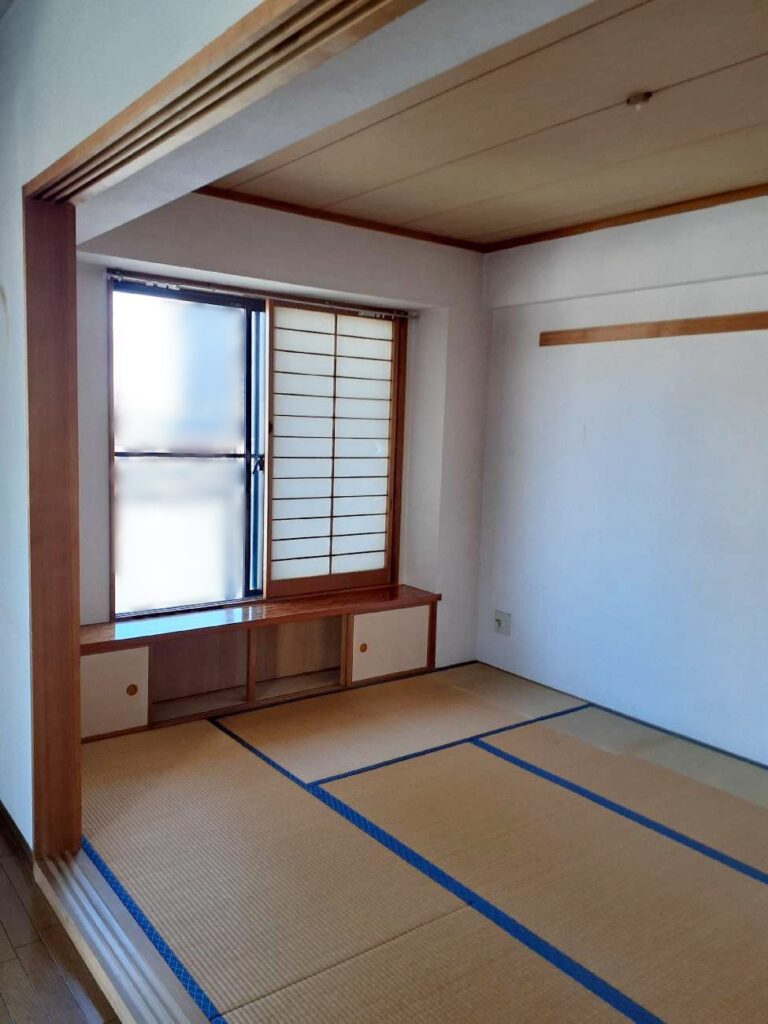 畳を表替えします。