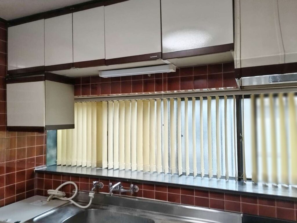 吊戸棚はあまり使用して
いなかったため
今回は撤去します。