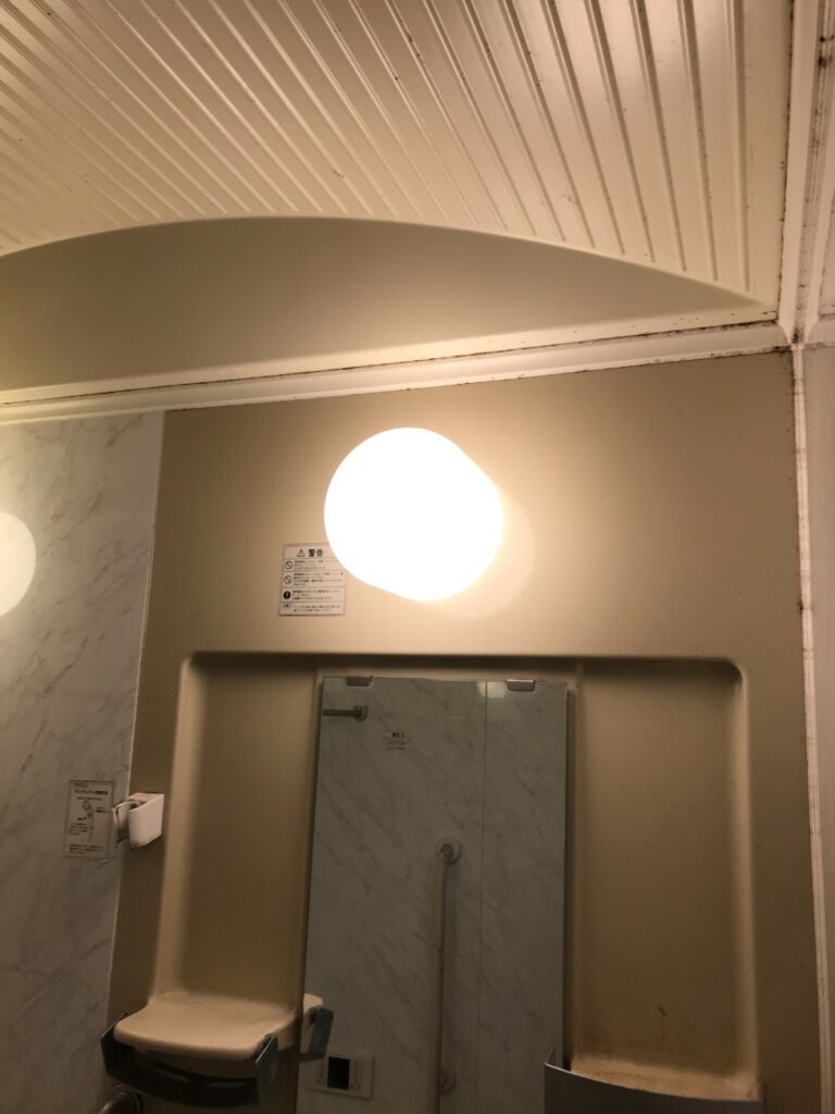 ｱｰﾁ天井は開放感がありますが、お掃除が大変です。