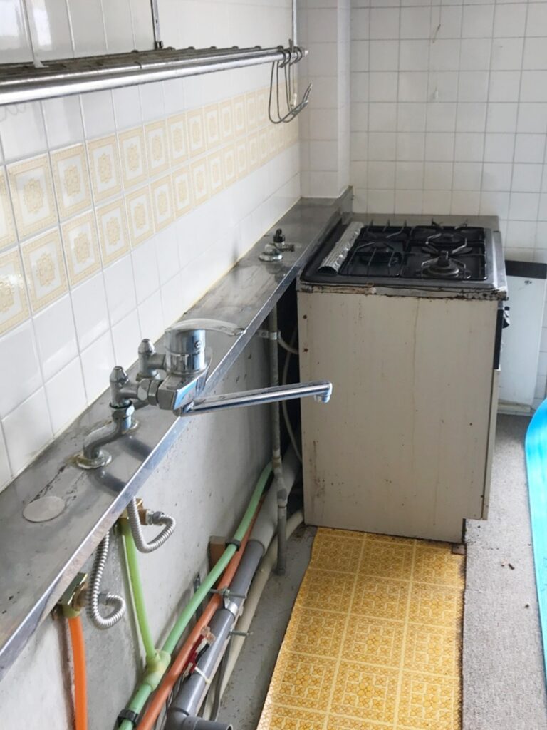 ｷｯﾁﾝ解体中