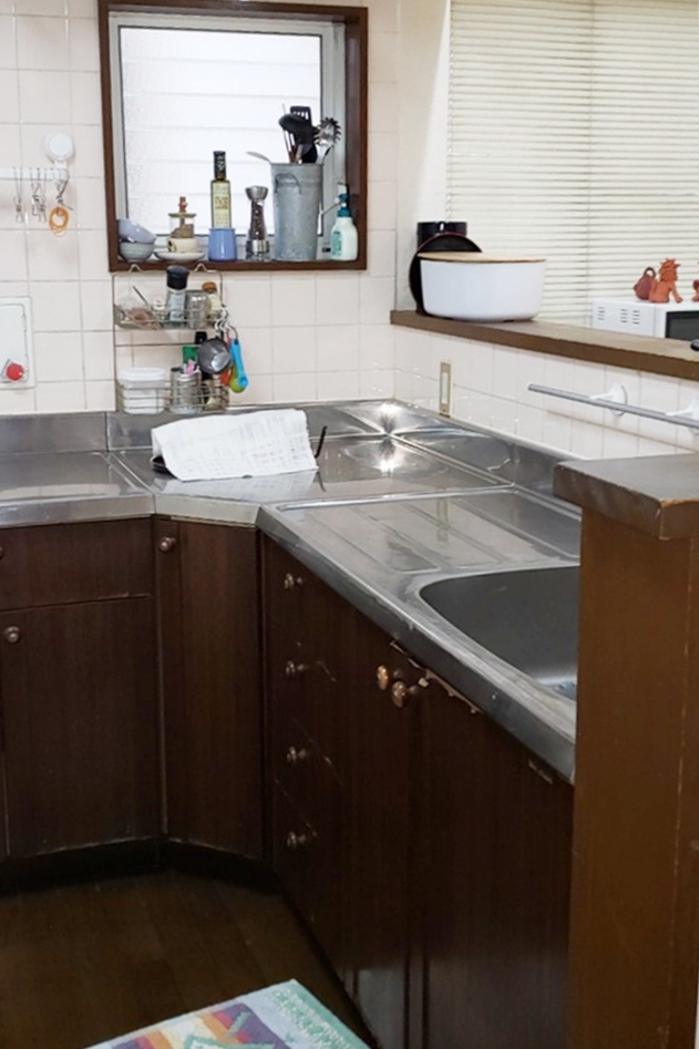 長年丁寧に使用されてきたL型ｷｯﾁﾝ。