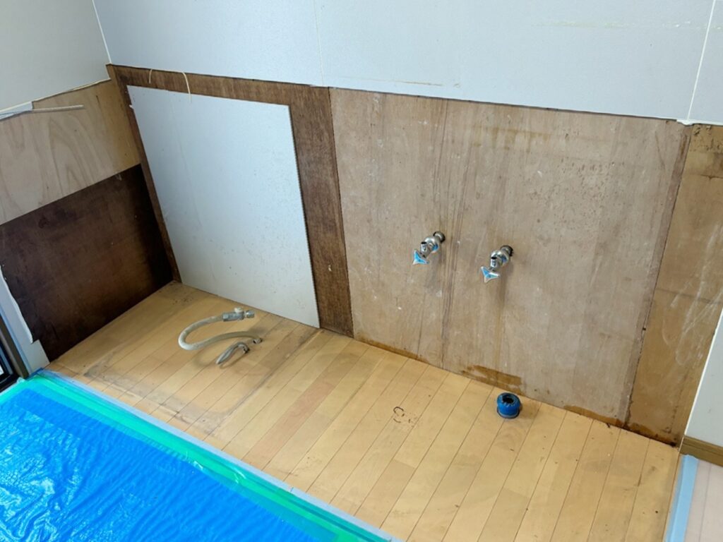 下台を解体・撤去しました。