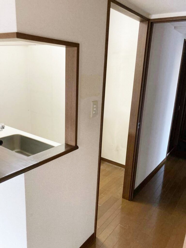 袖壁も解体します。