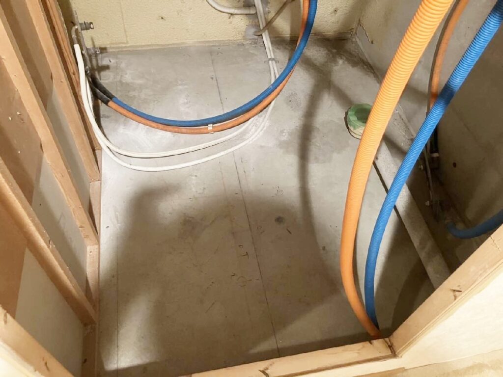 浴室解体完了。